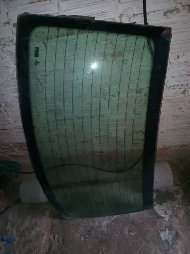 Vidro traseiro do corsa classic,  vigia 