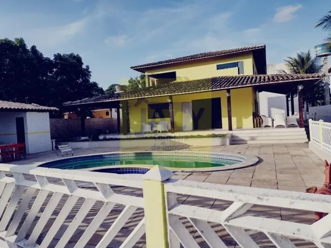 Casa em Condomínio de luxo em Paudalho 5qtos 5sts 15vgs