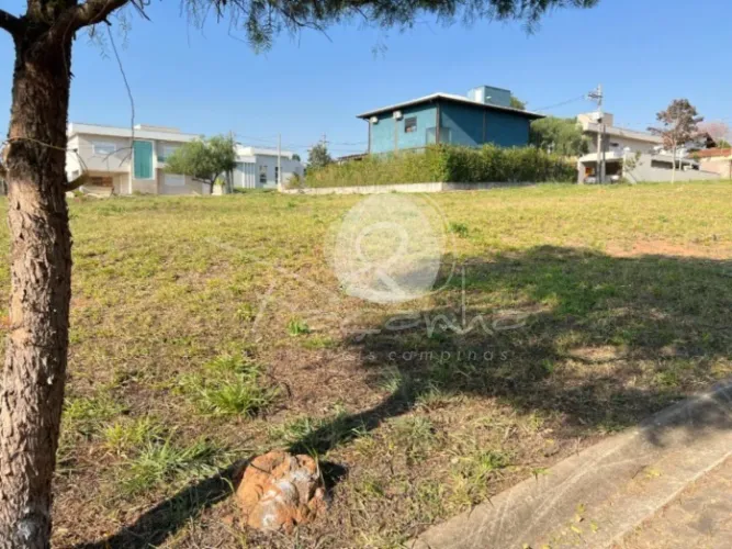 Terreno a venda no Condomínio Villaggio Siena Chácara Santa Margarida - Campinas.