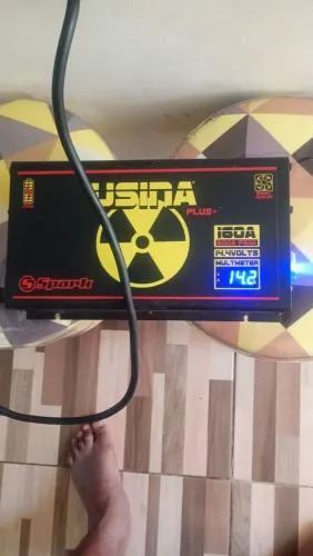 Fonte usina zera 160 amperes