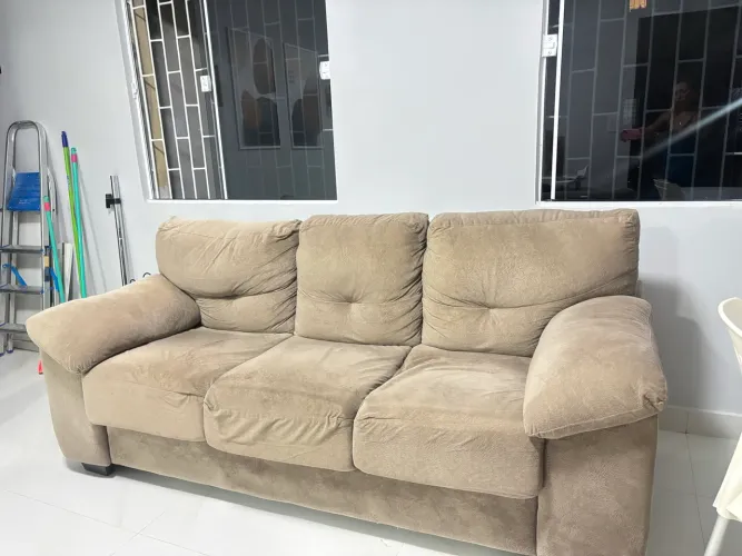 Sofá 3 lugares | Suede