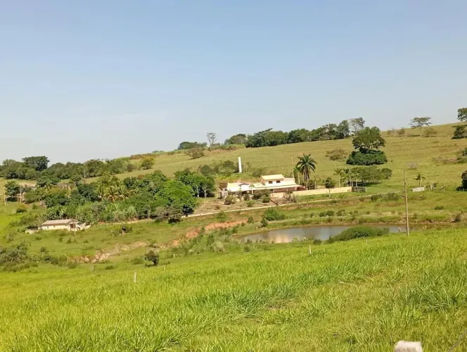 Sítio para Venda em Presidente Prudente, CORREGO DA ONÇA, 5 dormitórios, 2 suítes, 5 banhe