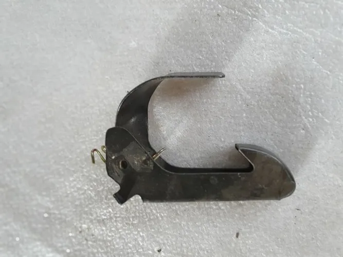 Chevette marajo  trava segurança capo nova original 