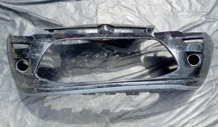 Parachoque dianteiro Citroen C3 2014\2016 com detalhe 