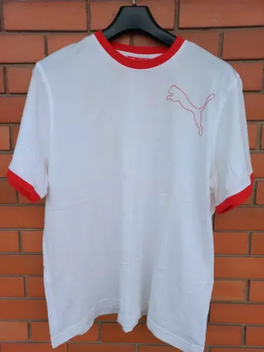 Camiseta Puma Branca com Detalhe Vermelho