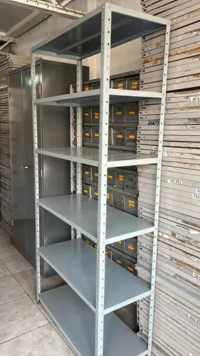 Estante de 40x92x2.00 nova 