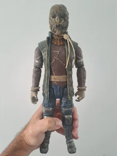 Boneco Espantalho Customizado "Cabeça Hot Toys original" - 30 cm