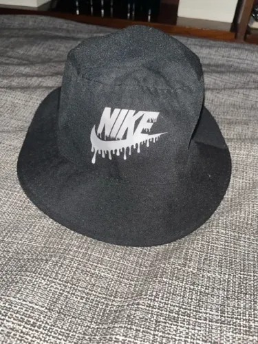 Bucket Nike 