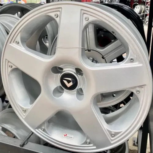 Rodas aro 17 tala 6 Furação 4x100