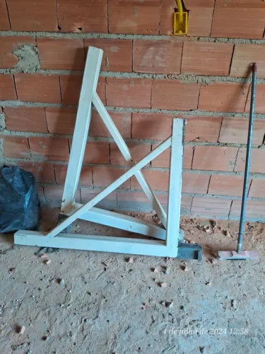 Suporte para caixa dagua e outros