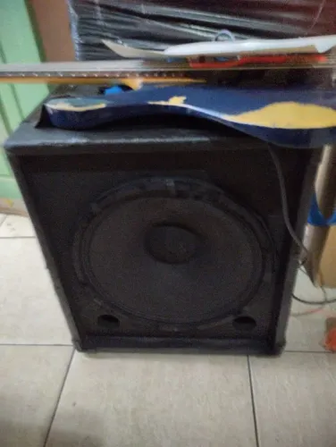 Amplificador Meteoro QX 200 falante 15 antigo.