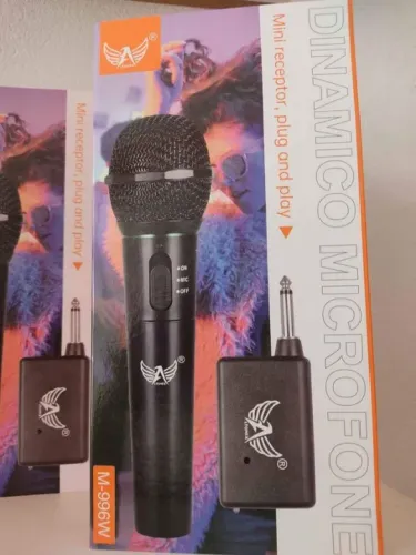 Microfone Dinâmico Sem Fio Profissional Karaokê