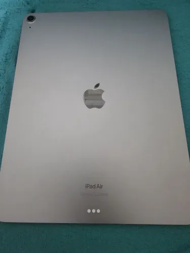 iPad Air M2 (2024) 13 polegadas- Apple