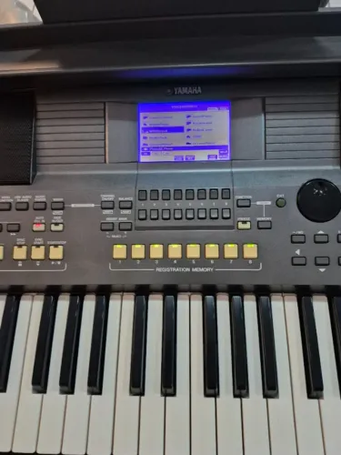 Teclado yamaha 