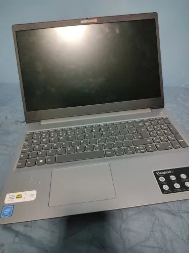 Vendo notebook Lenovo IdeaPad 3i