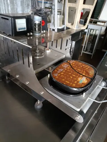 Máquina de Selar Marmita