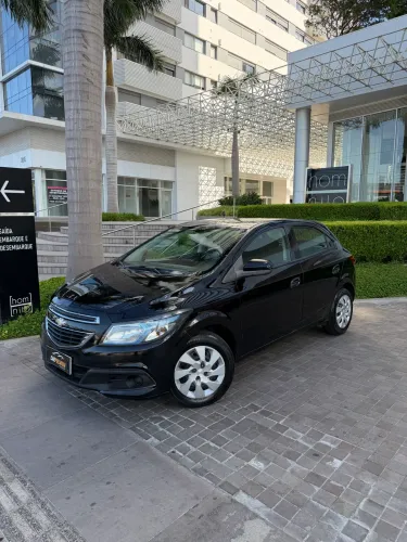 Chevrolet Onix Hatch LT 1.4 8V Flex Power Mec. 4P 2016