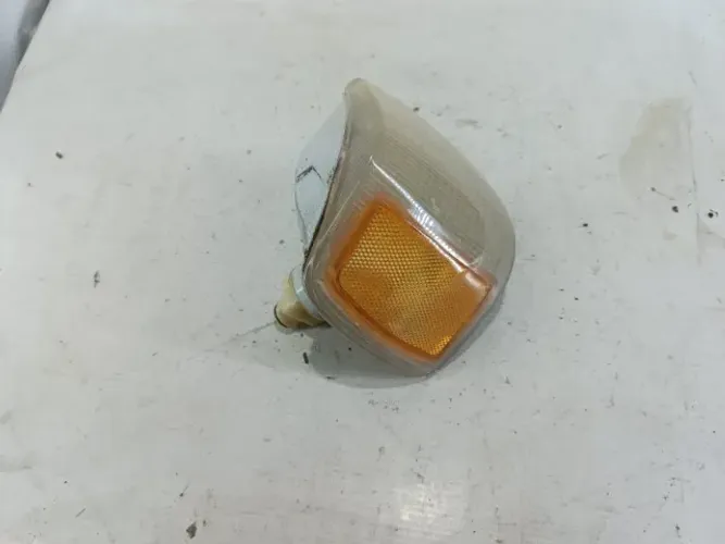 Pisca lado direito VW Gol/Parati/Saveiro 91-96 