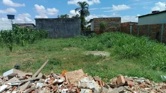 Vende-se lote no Jardim Monte Cristo em Aparecida de Goiânia/GO