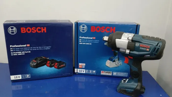 Chave de Impacto GDS 18V-Com 2 baterias 8 amperes procore e carregador