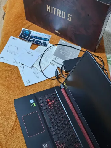 Notebook Acer Nitro 5 AN517-51-55NT