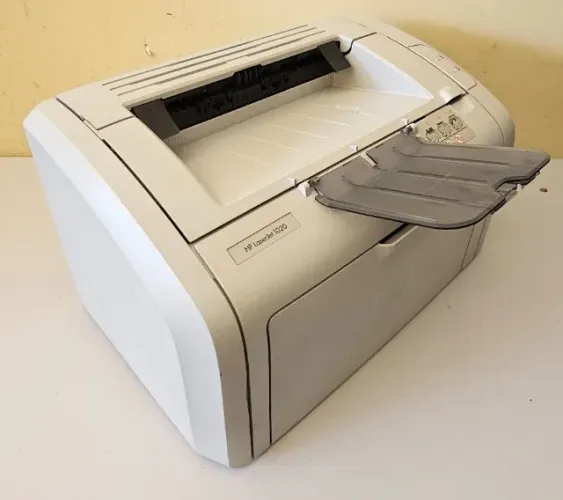 Impressora laser monocromática HP P1020 Revisada e com Toner novo!