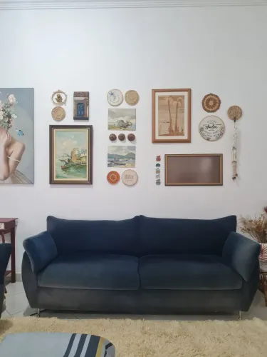 Sofá vintage no azul marinho