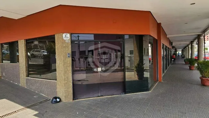 SALAS COMERCIAIS EXCELENTE LOCALIZAÇÃO