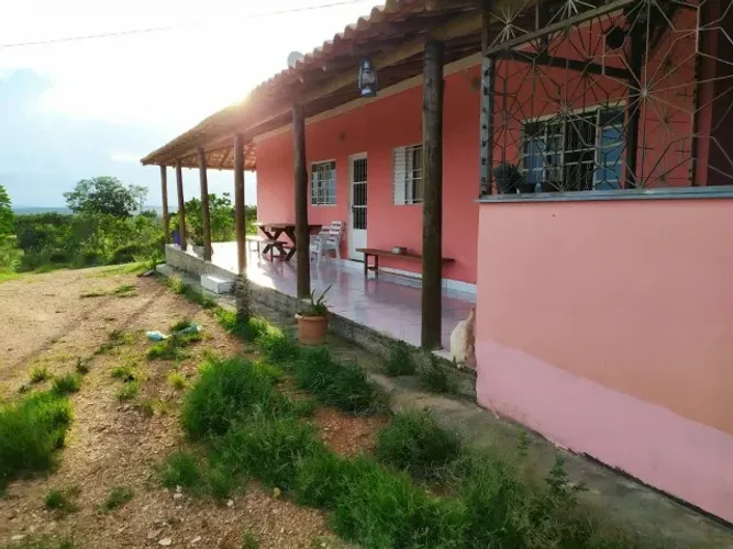 Sitio 3.500m² com casa e uma lojinha independente, Jaboticatubas.
