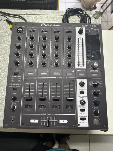 mixer pioneer 700