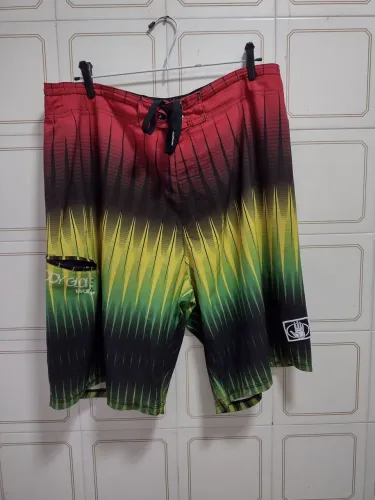 Roupas Masculinas Bermuda praia Vans Rip Curl Volcom Tamanho GG/46
