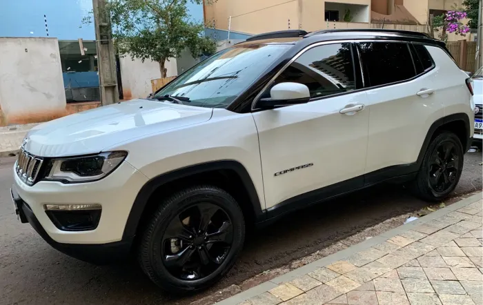 COMPASS LONGITUDE 2.0 DIESEL AUT 2018 IMPECÁVEL (TETO SOLAR PANORÂMICO) 