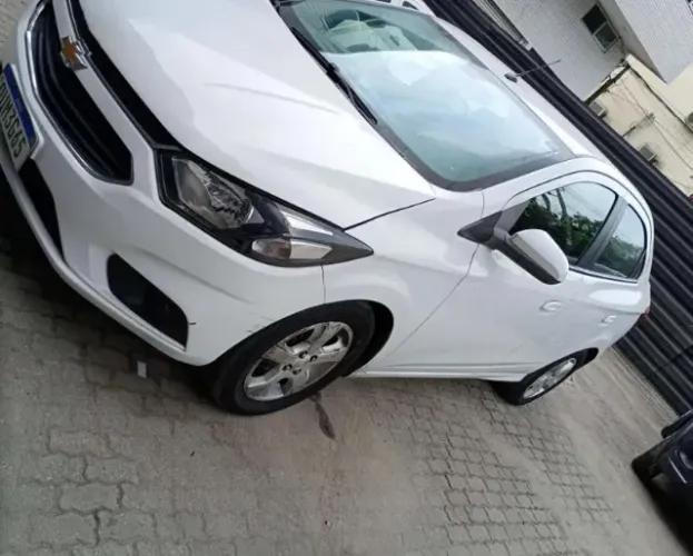 Aluguel Prisma motorista uber confort