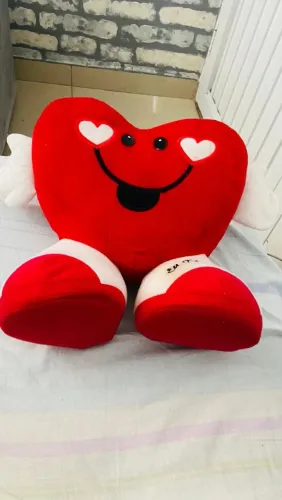 Almofada de Pelúcia de Coração 