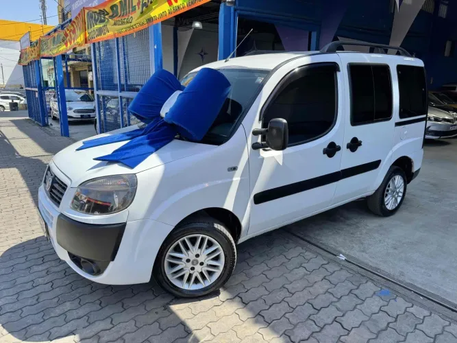 Fiat Doblo Essence 1.8 Flex 16V 5P 2021