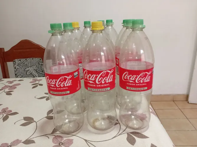 40 garrafas retornáveis coca cola R$ 4,50 cada