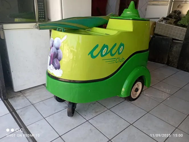 Carrinho de água de coco