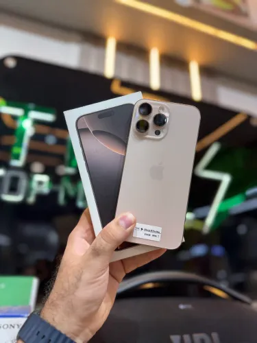 iPhone 16 Pro Max, 512GB, Seminovo