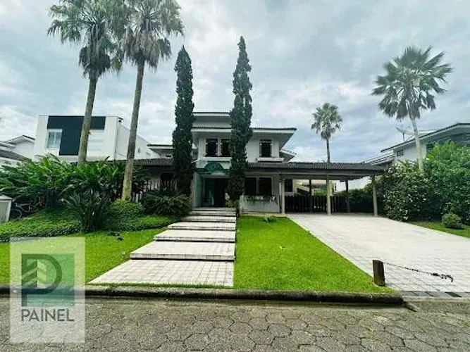 Casa de Condomínio em Hanga Roa - Bertioga, SP