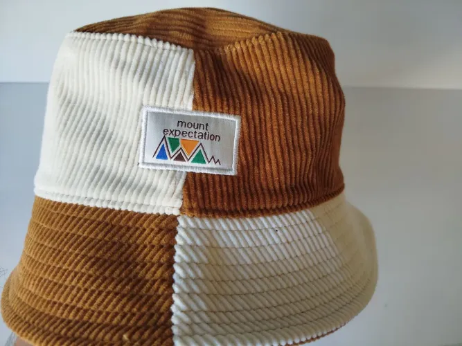 Bucket cara ovo Zara,novo nunca usado