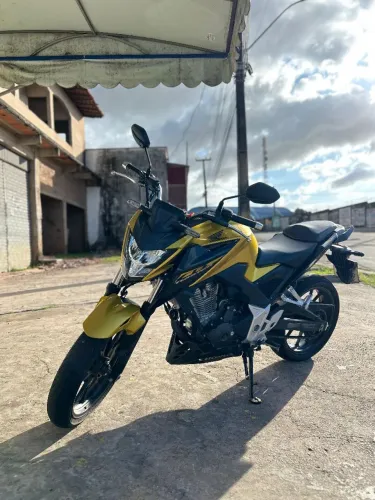 CB 300F ACEITA CARTÃO ATÉ 21X FINANCIA PELOS BANCOS 