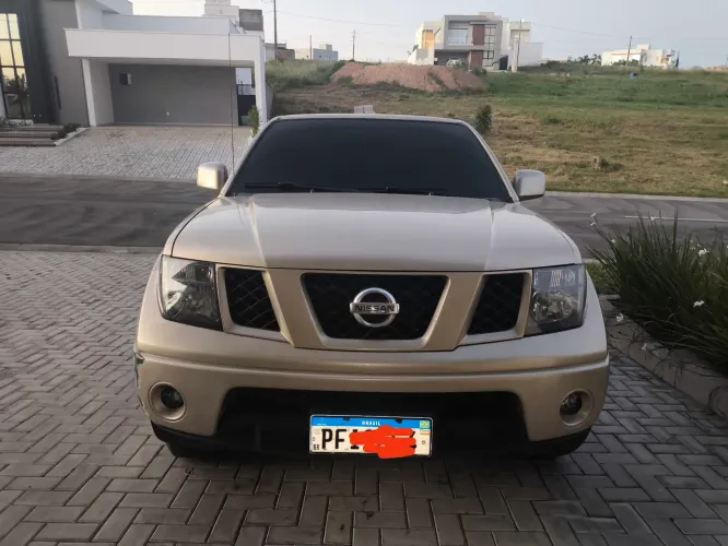 Nissan Frontier 2011 