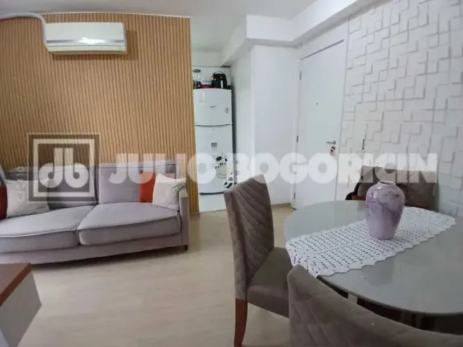 PRÓXIMO AO NORTE SHOPPING - JOSÉ BONIFÁCIO - VARANDA - 2 QUARTOS - SUÍTE - GARAGEM NA ESCR