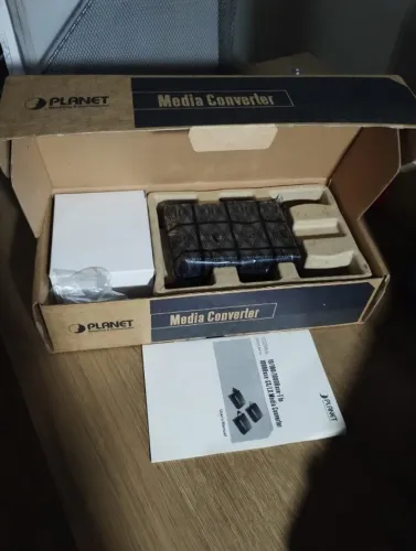 Conversor de Mídia Fibra Óptica PLANET 1000Mbps GT-80X SERIES