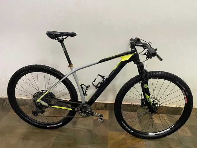 ATENÇÃO Bike Carbono. Desconto a vista. Preço promocional a vista. MTB CARBONO SENSE T19