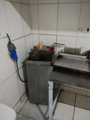 Fritadeira elétrica água e óleo 20 litros