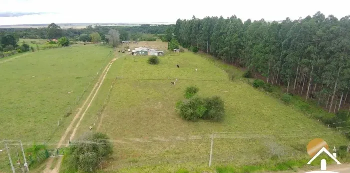 Sítio com linda vista em águas claras-viamão