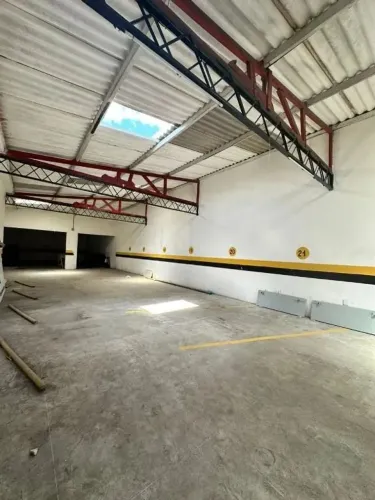 Galpão para alugar, 240 m² por R$ 4.800,00/mês - Açude - Caucaia/CE