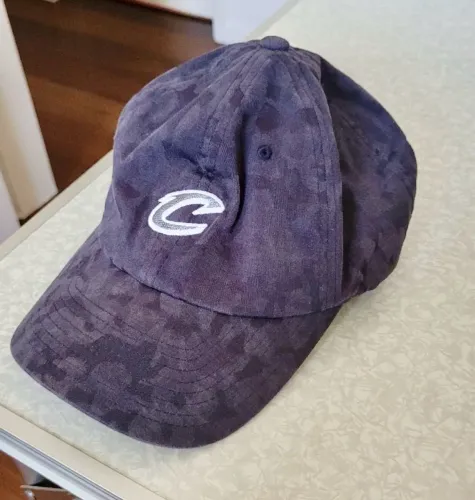 Boné Mitchell & Ness Cleveland Cavaliers Azul Camuflado Strapback