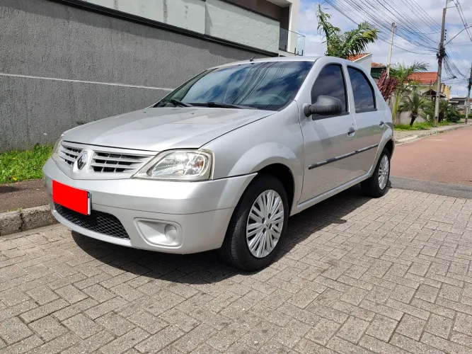 Renault Logan Expression Hi-flex 1.6 8V 4P 2010